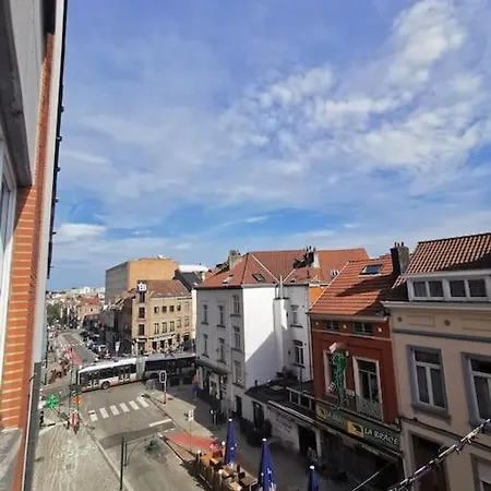 European Heart 2-bedroom Flat. Brussels